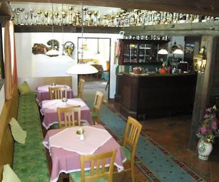Pensionat Hirzingerhof 3*